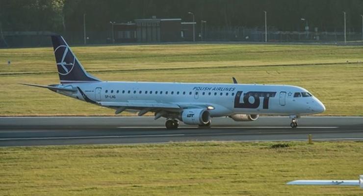 Авиакомпания LOT возобновила авиасообщение между Украиной и Польшей