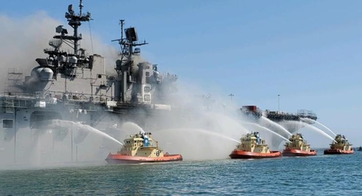 В США потушили пожар на десантном корабле ВМС