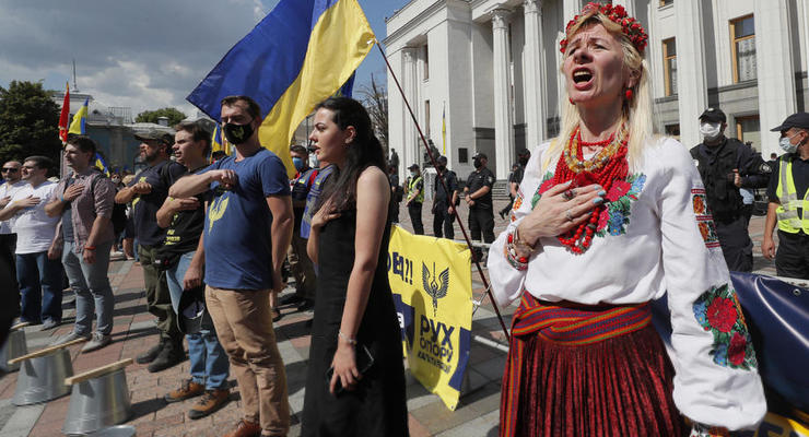 Коронавирус в Украине 19 июля: Заболел 731 человек