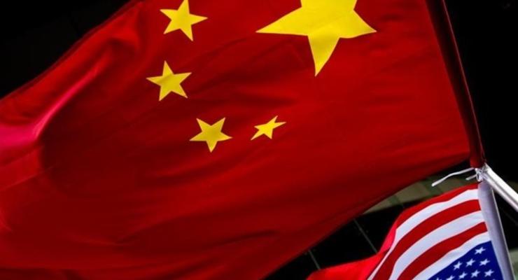 Китай закрывает генконсульство США в Чэнду