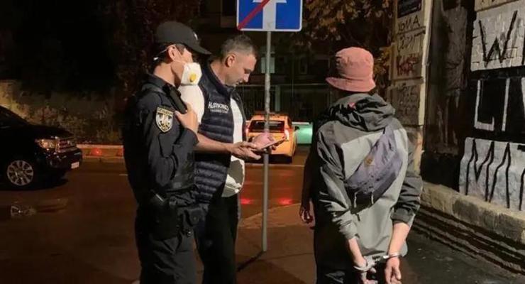 Кличко поймал на улицах Киева двух хулиганов и вызвал копов
