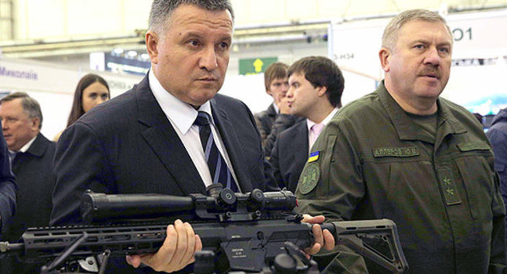 МВД планирует изменить правила владения наградным оружием