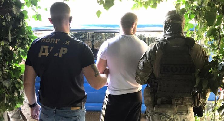 В Одесской области обезвредили банду "чёрных риэлторов"