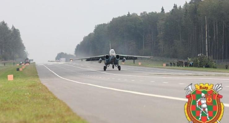 В Беларуси начались учения авиации и войск ПВО