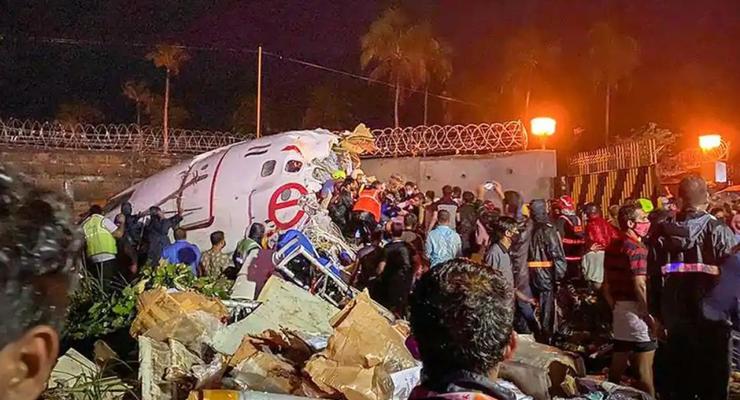 Авиакатастрофа в Индии: число жертв возросло