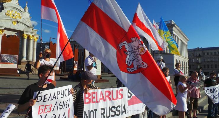 В Киеве прошла акция поддержки демократических выборов в Беларуси