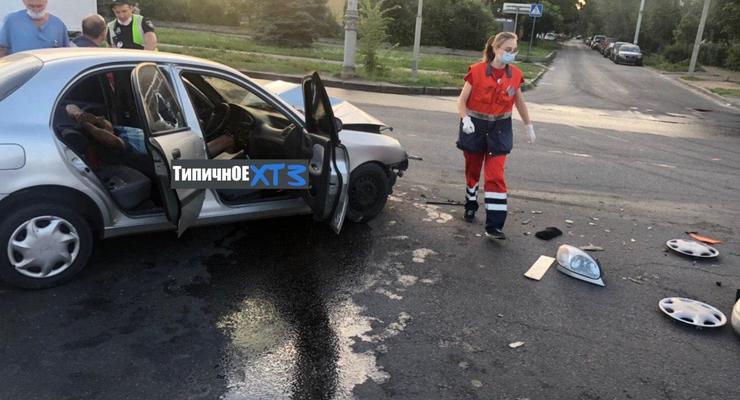 В Харькове человек пострадал в ДТП с участием “скорой”
