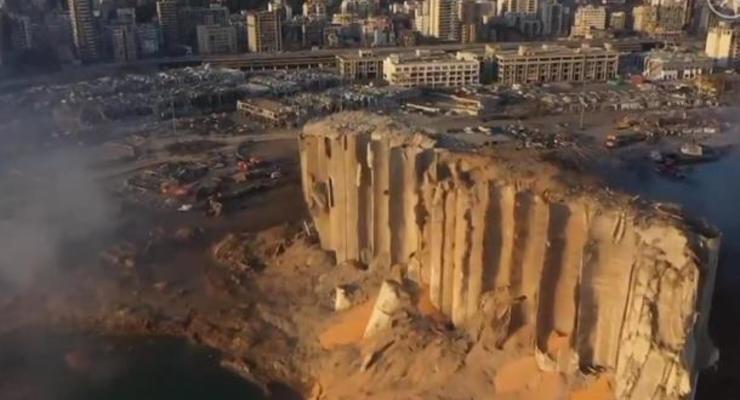 Власти Ливана знали об опасных грузах в порту Бейрута - СМИ