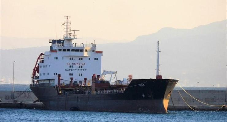 Иранские военные задержали танкер - ВС США