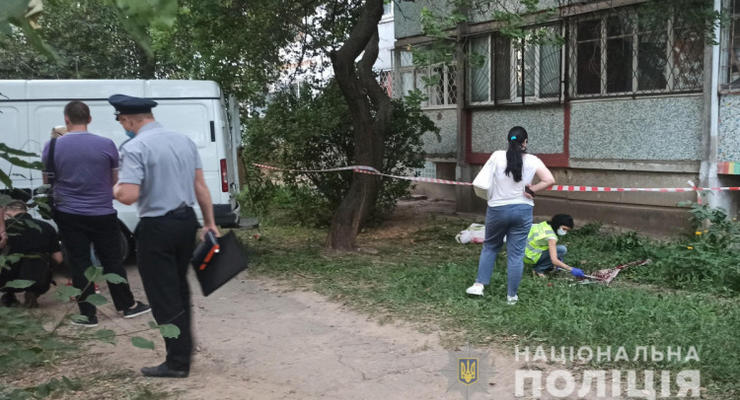В Харькове преступник пытался сбежать от копов и сорвался с балкона