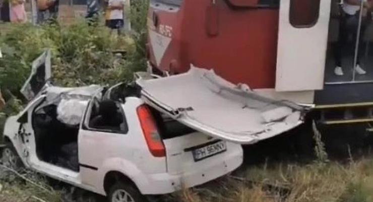 В Румынии певец снял на видео свою гибель под колесами поезда