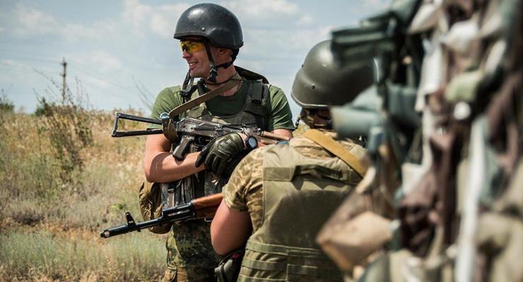 Сепаратисты на Донбассе за сутки трижды нарушили перемирие