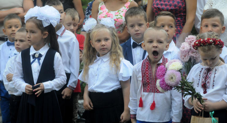 В Харьковской области отменили школьные линейки на 1 сентября