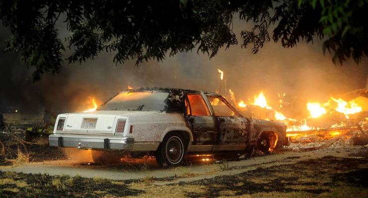 В Калифорнии при пожарах погибли пять человек