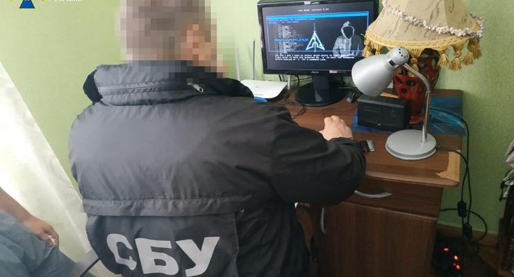 СБУ накрыла банду хакеров во Львовской области