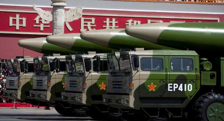 Китай запустил ракеты в акваторию Южно-Китайского моря – СМИ