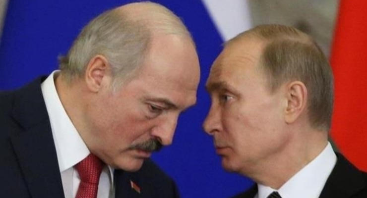Лукашенко рассказал о просьбе Путина по Зеленскому