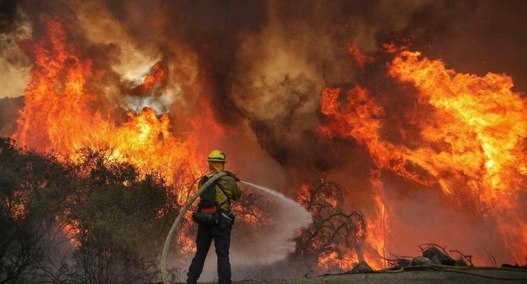 На пожарах в Калифорнии погибли три человека