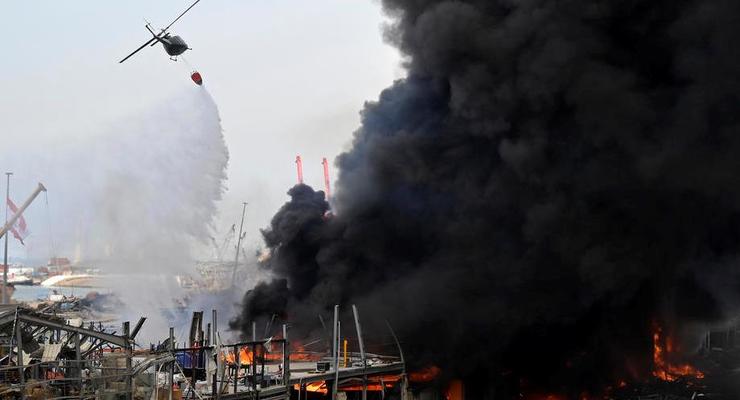 Пожар в порту Бейрута перекинулся на склад с продуктами