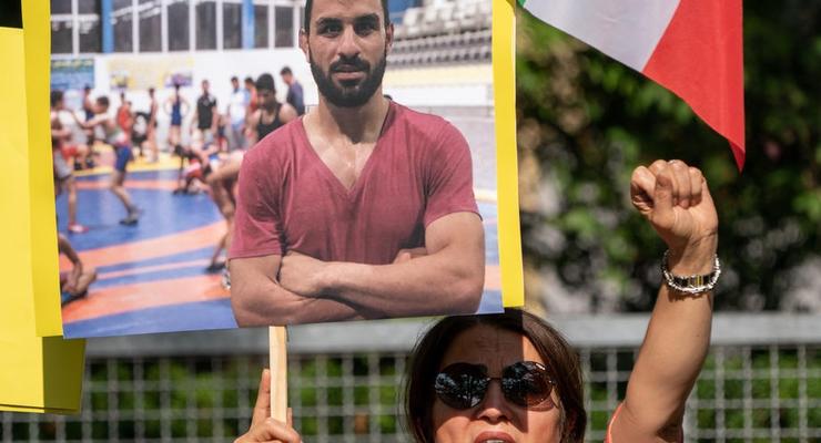 МОК шокирован казнью иранского борца