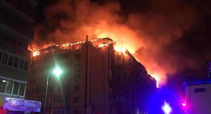 Восьмиэтажный жилой дом горит в Краснодаре