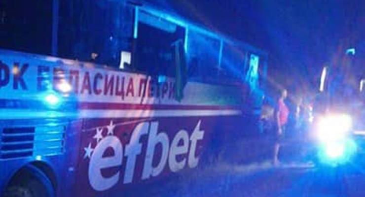 Автобус с футболистами попал в ДТП после смерти водителя