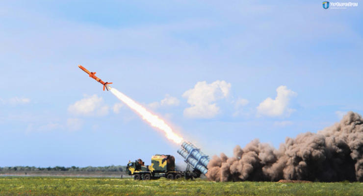 Украина будет продавать на экспорт ракетный комплекс "Нептун"