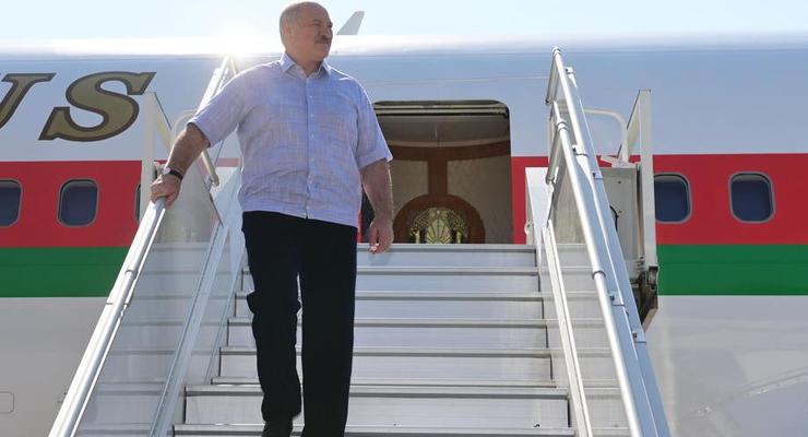 Лукашенко: "Красные линии" пока никто не нарушал