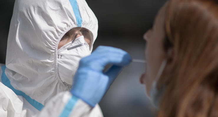 Новый антирекорд: В Украине 3 584 новых случая коронавируса
