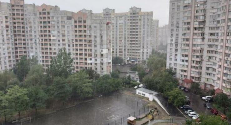 Киев накрыл ураган с ливнем