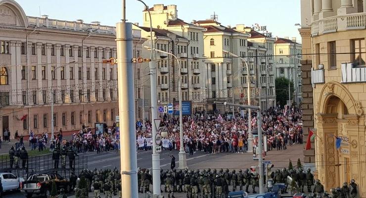 В Беларуси сломался водомет для разгона протестующих