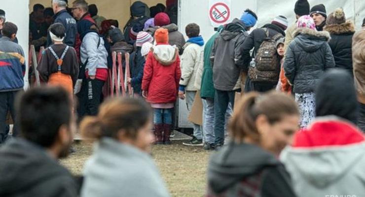 В Чехии считают необходимым останавливать мигрантов на границах ЕС