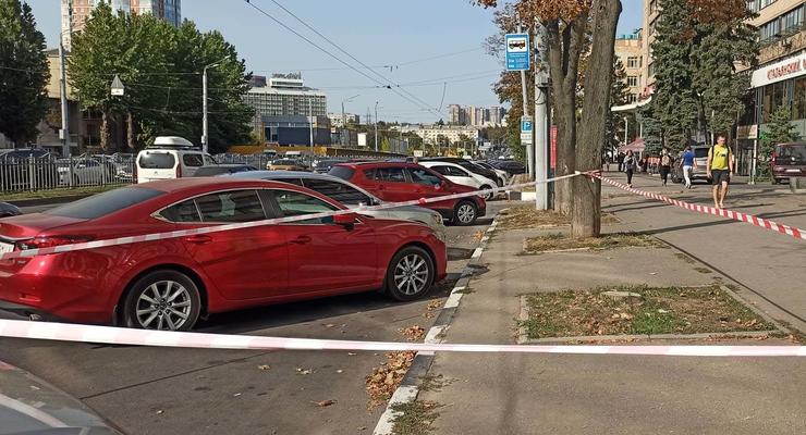 В Харькове неизвестные стреляли в женщину и скрылись на её авто