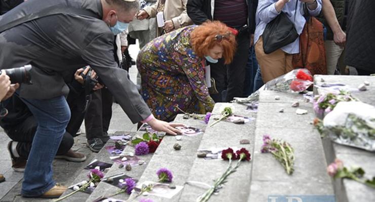 В Киеве прошел марш памяти о трагедии Бабьего Яра
