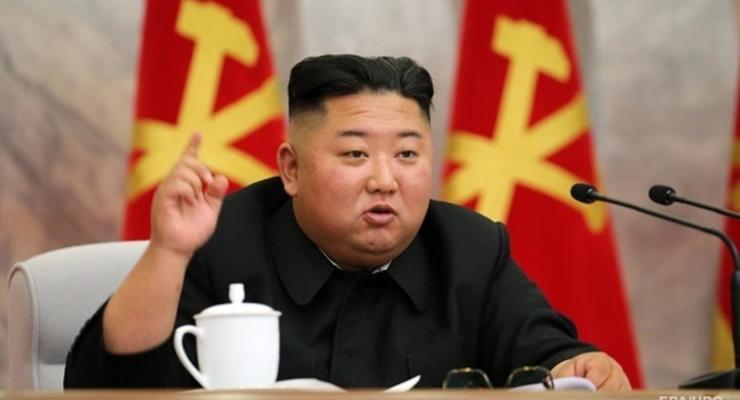 Лидер КНДР провел "коронавирусное" заседание Политбюро