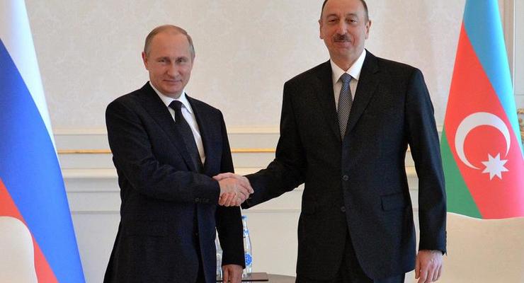 Путин впервые обсудил с Алиевым Карабах