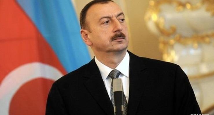 Алиев заявил о захвате населенных пунктов в Карабахе: Армения отрицает