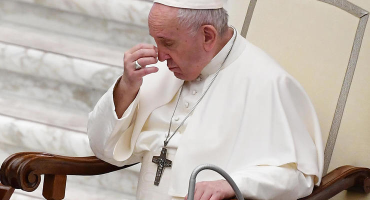 Папа Римский призвал соблюдать перемирие в Карабахе