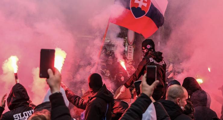 В Братиславе протестовали против карантинных ограничений