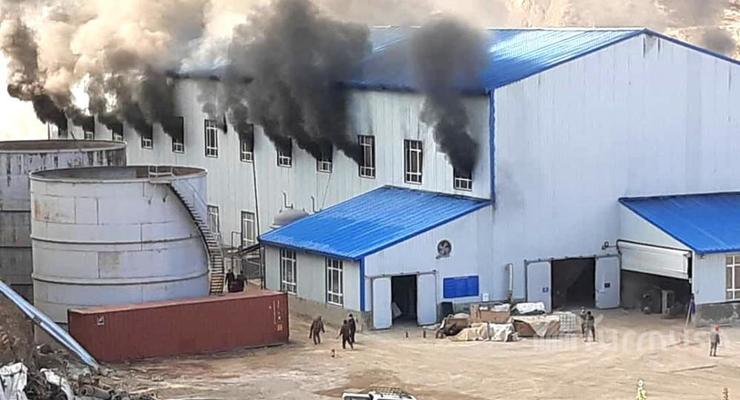 В Кыргызстане вспыхнул пожар на золотом руднике