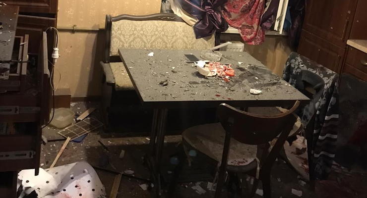 На Луганщине от взрыва гранаты пострадали пенсионер и его сын