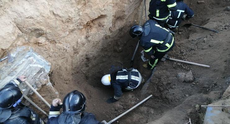 На стройке в Одессе обвал заживо похоронил рабочих