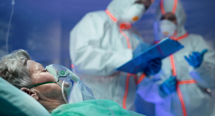 В харьковской больнице массово увольняются медработники