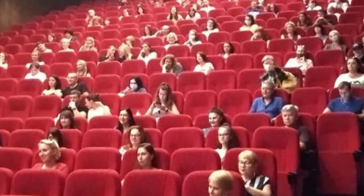 В Харькове, несмотря на "красную зону", откроют кинотеатры