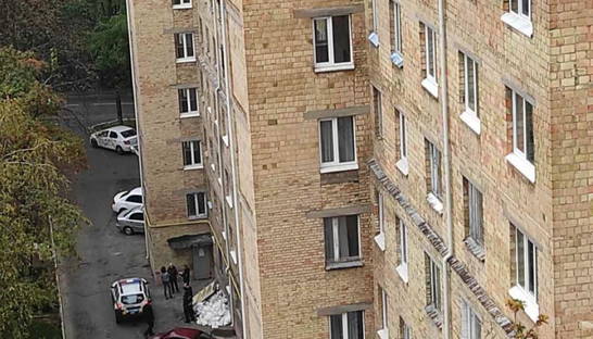 В Киеве преподаватель университета выпрыгнул с девятого этажа