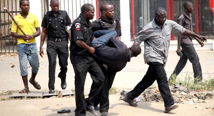 В Нигерии арестованы свыше 800 участников погромов