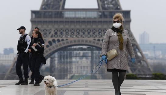 Во Франции повторно вводят общенациональный карантин