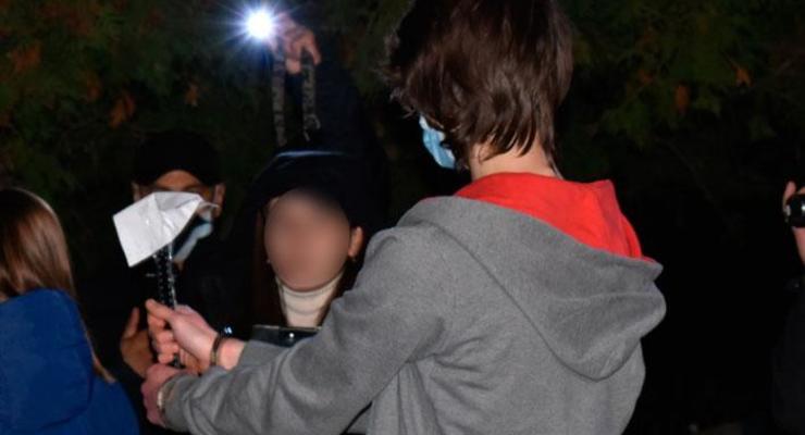 В Миргороде юноша зарубил топором 17-летнюю девушку