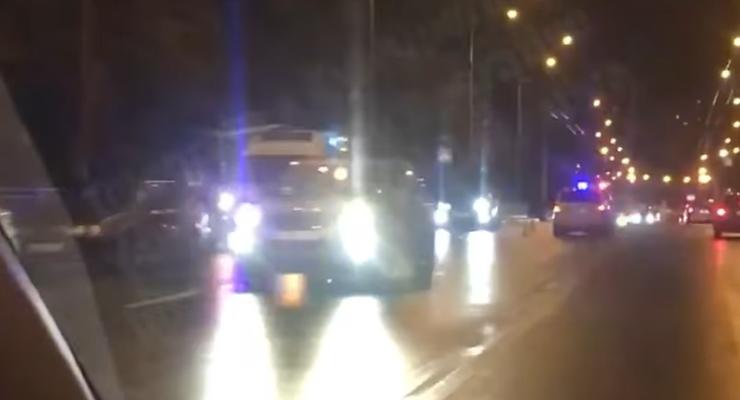В Киеве водитель такси отправил пешехода в больницу