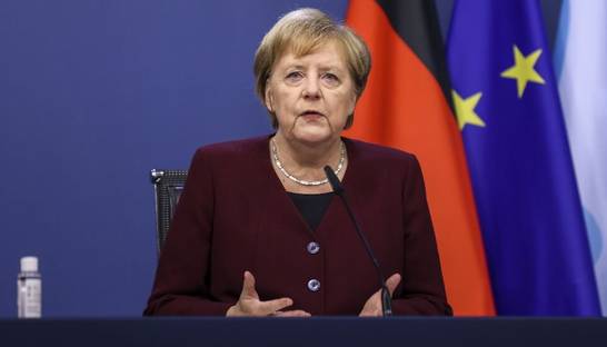 Меркель назвала "исламских убийц" общим врагом